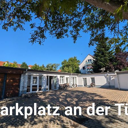 Fewo Urban Gotha-Apartment Friedenstein- Am Schlosspark- Parken An Der Der Tuer- Barrierefrei, 900 Meter Zum Bahnhof - Wallbox 外观 照片