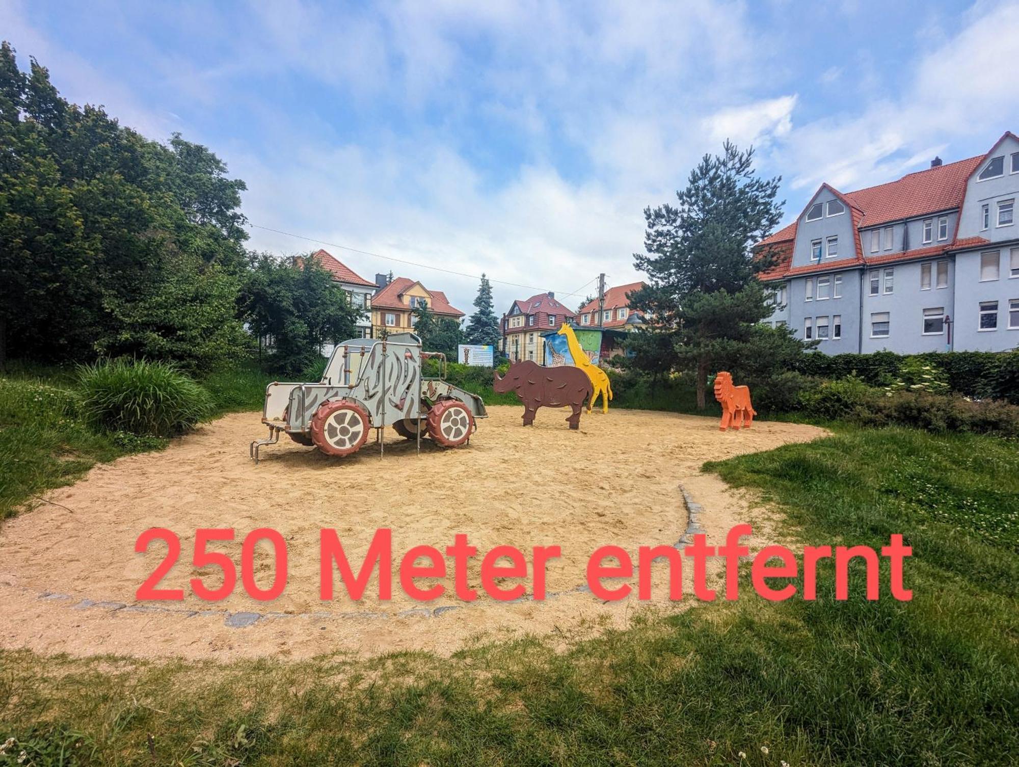 Fewo Urban Gotha-Apartment Friedenstein- Am Schlosspark- Parken An Der Der Tuer- Barrierefrei, 900 Meter Zum Bahnhof - Wallbox 外观 照片